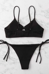 Angelsin Rib Dokulu Ön ve Yan Bağcık Detaylı İpli Brezilya Bikini Takımı Siyah - Thumbnail