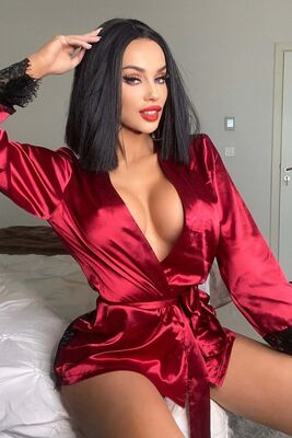 Merry See - Merry See Arkası Dantel Dekolteli Saten Sabahlık Gecelik Takım Kırmızı (1)