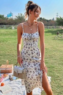 Merry See - Merry See Çiçek Desenli Askılı Yırtmaçlı Midi Diz Altı Elbise (ASTARLI) Çok Renkli