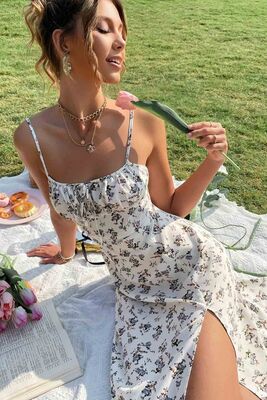 Merry See - Merry See Çiçek Desenli Askılı Yırtmaçlı Midi Diz Altı Elbise (ASTARLI) Çok Renkli (1)