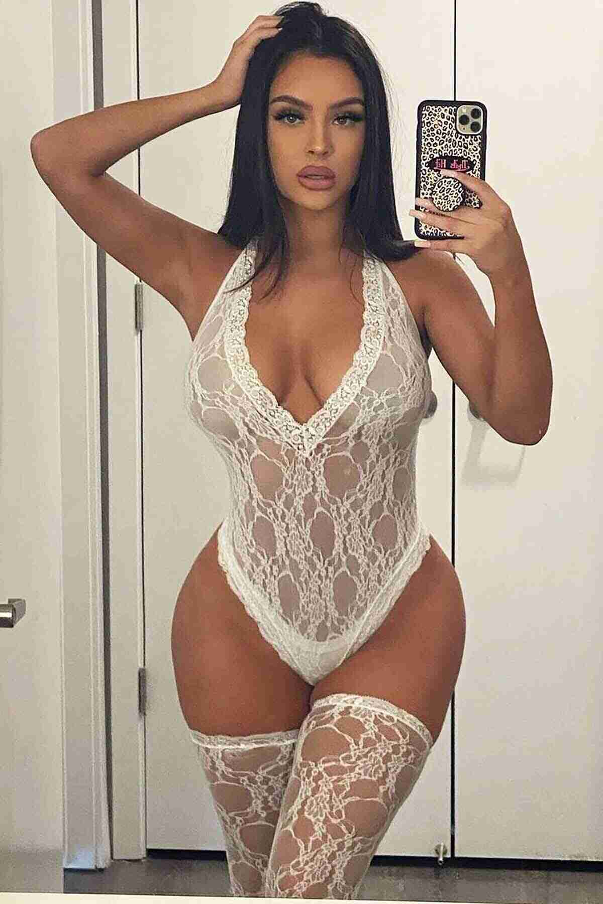 Merry See Dantel Çoraplı Fantezi iç giyim Bodysuit Beyaz