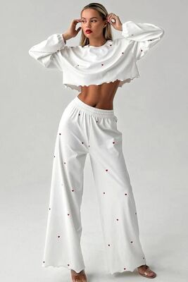 Merry See - Merry See Kalp Baskılı Uzun Kollu İnce Kumaş Dökümlü Pijama Takımı Beyaz (1)