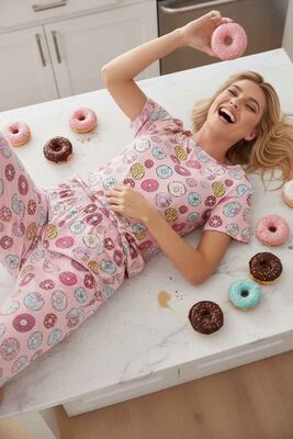 Merry See - Merry See Kısa Kollu Alt Uzun Donut Baskılı Pijama Takımı Çok Renkli