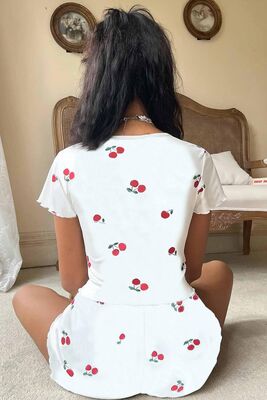 Merry See - Merry See Örme Yumuşak Kısa Kol Kiraz Basklı Sortlu Pijama Takımı Beyaz (1)