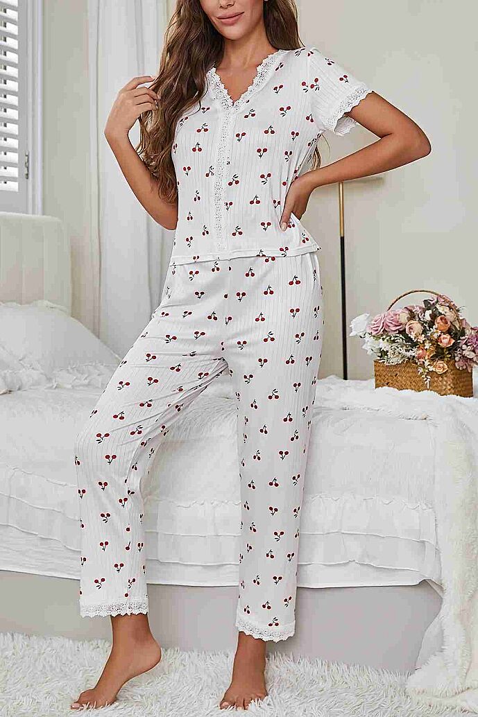 Merry See Özel Örme Kumaş Güpür Dantelli Kiraz Baskılı Kısa Kollu Pijama Takımı Beyaz - 4