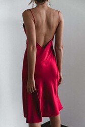 Merry See Sırt Dekolteli Uzun Saten Gecelik Elbise Kırmızı - Thumbnail