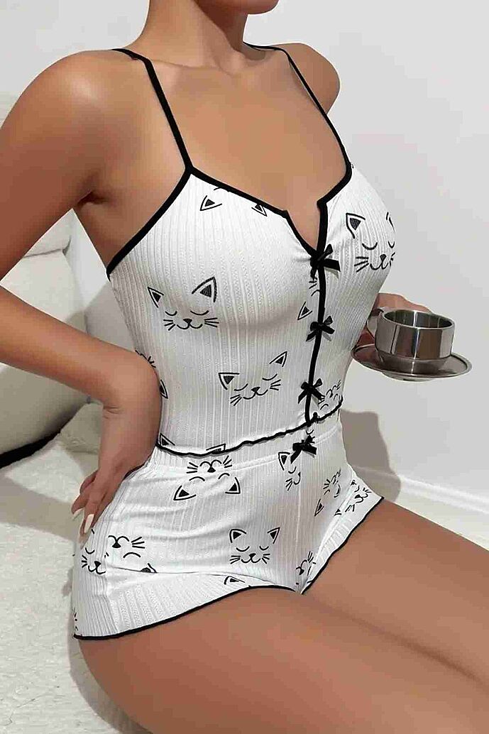 Merry See Yavru Kedi Baskılı Askılı Şortlu  Pijama Takımı Beyaz - 4